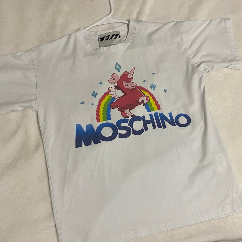 Moschino T-Shirt in Great Used Condition